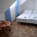 Gosciniec Kaszebe Alojamento de Acomodação e Pequeno-almoço Łeba